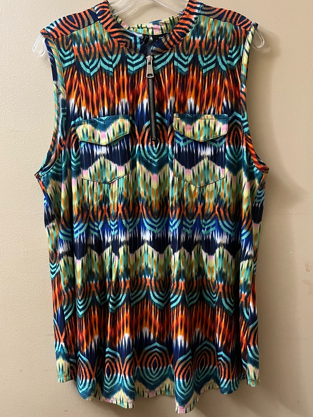 New Directions Sleeveless Zip-Neck Patterned Women's Top - Multicolor Plus Size